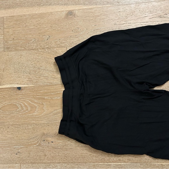 Lululemon athletica ready to rulu joggers in black, size 10 - Picture 4 of 6